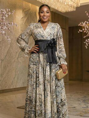 Plus Size Clara Foil Print Maxi Dress